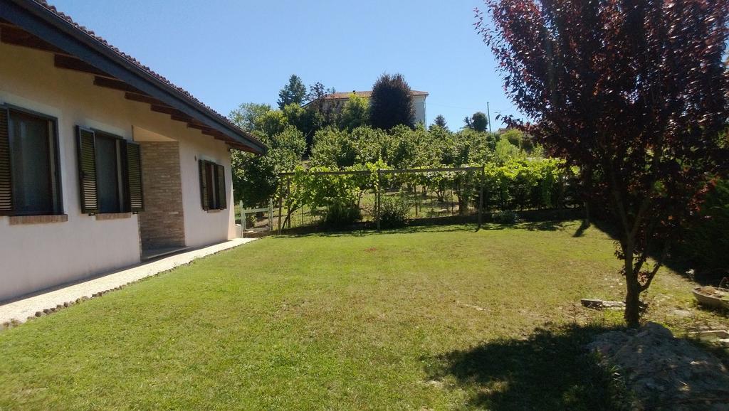 Agriturismo Bottega Di Rosanna Castagnole delle Lanze Εξωτερικό φωτογραφία